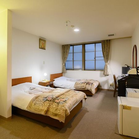 Tabist Business Ryokan Hotel Yukimiso Toyama Station Extérieur photo