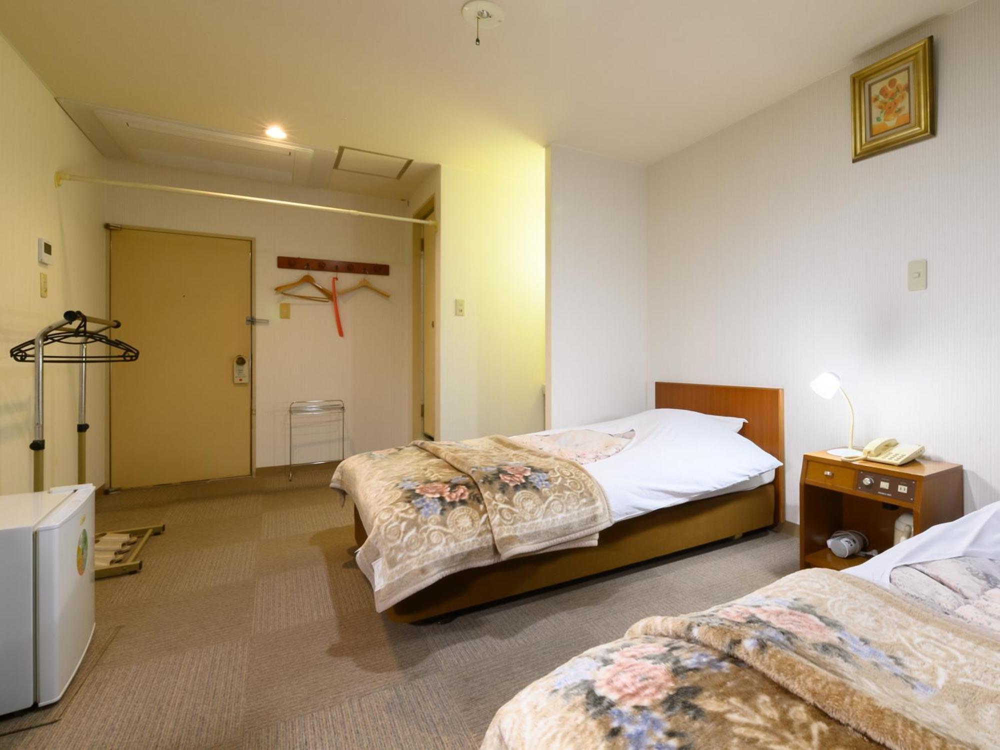 Tabist Business Ryokan Hotel Yukimiso Toyama Station Extérieur photo