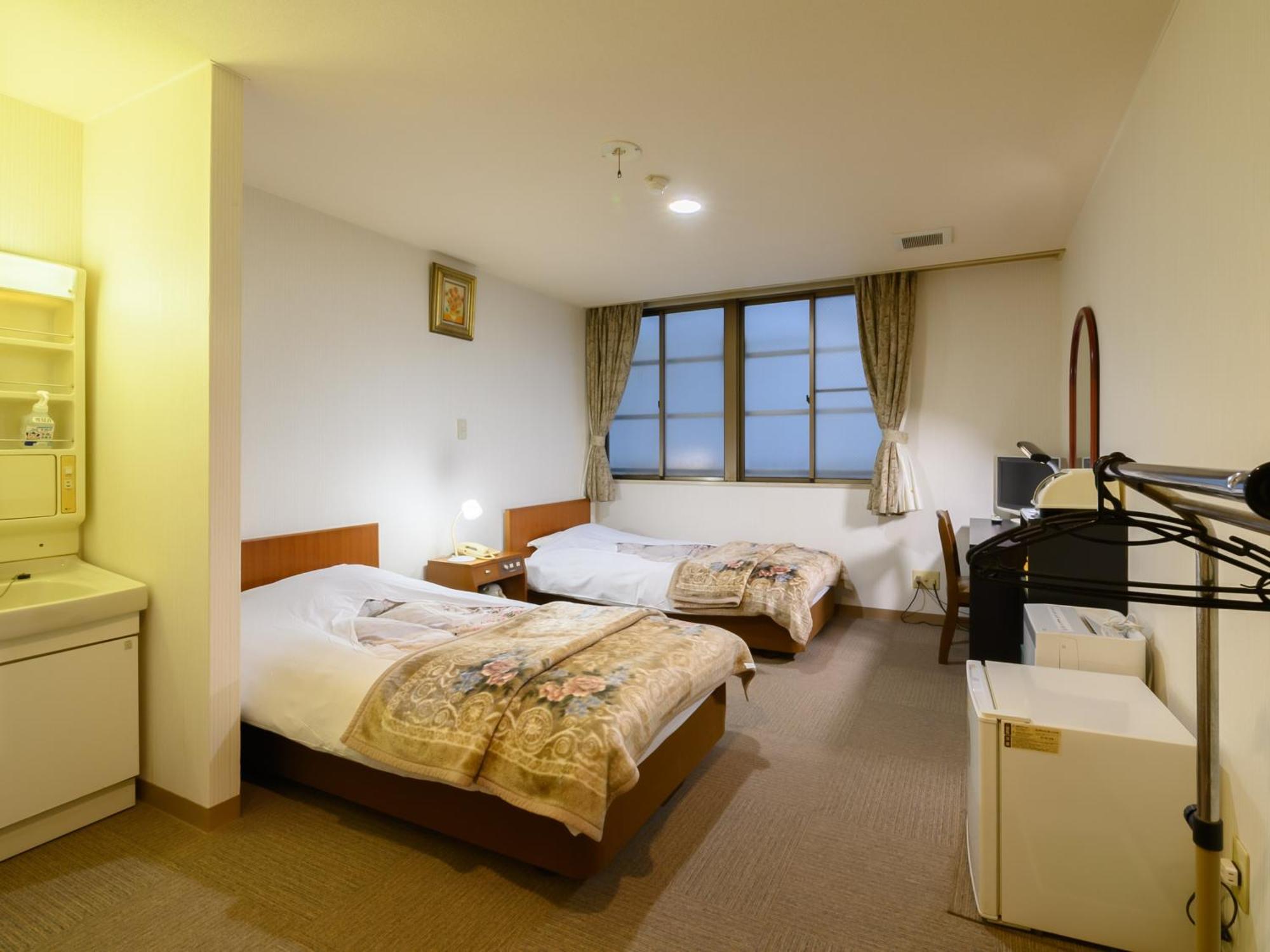 Tabist Business Ryokan Hotel Yukimiso Toyama Station Extérieur photo
