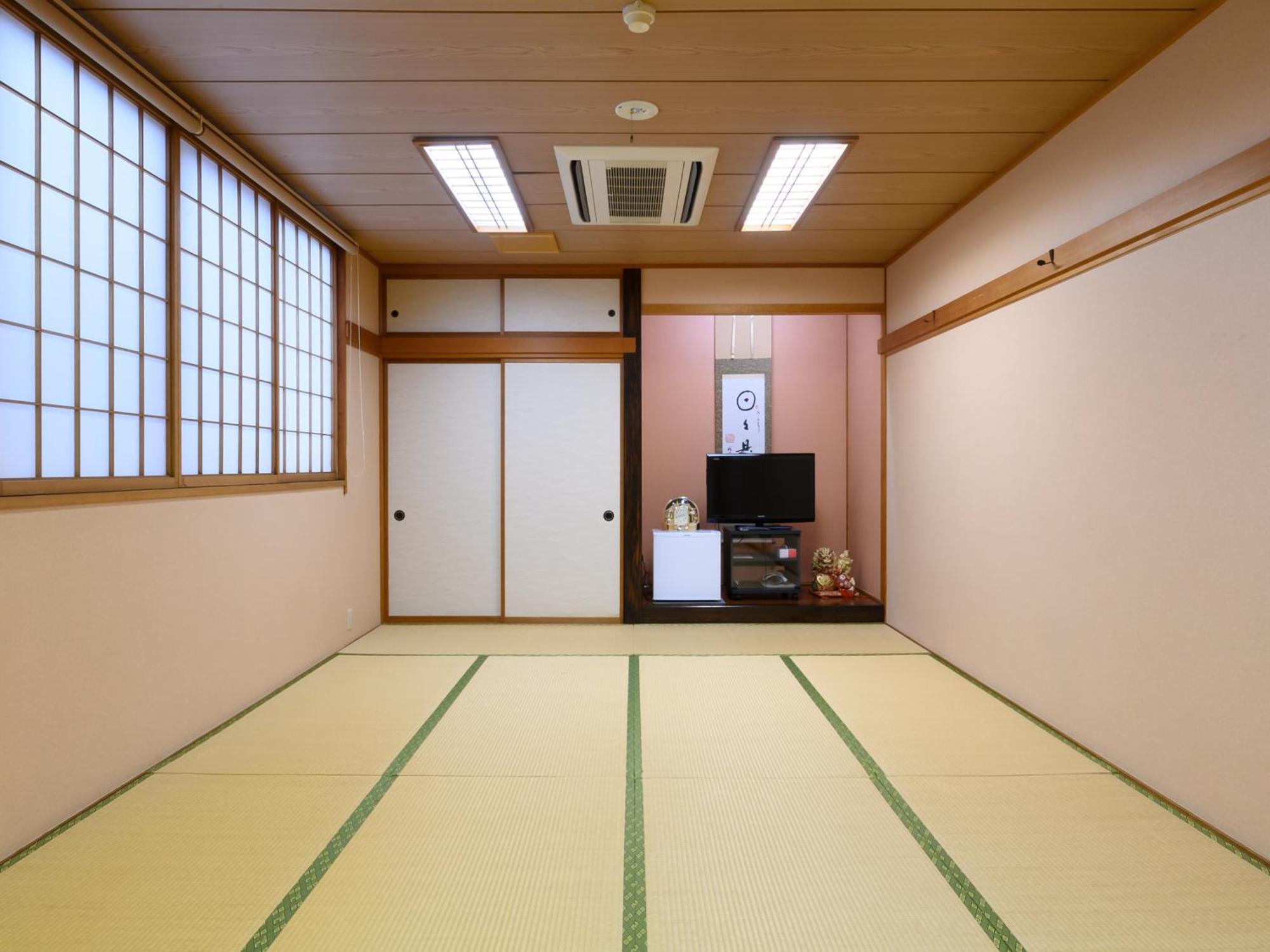 Tabist Business Ryokan Hotel Yukimiso Toyama Station Extérieur photo